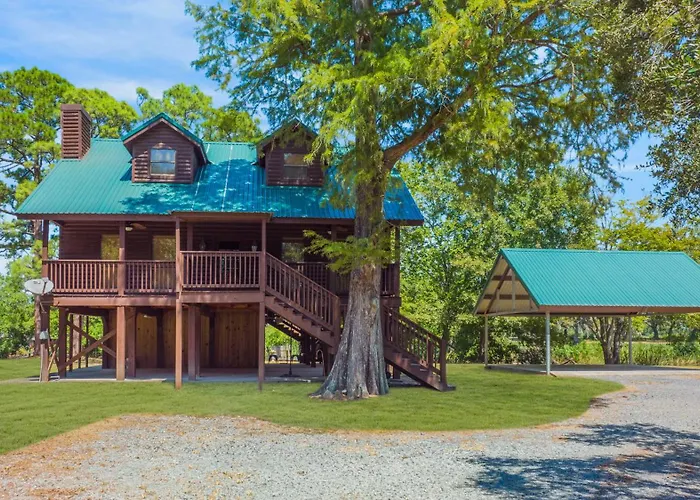 Experience Louisiana, Cabin On Bayou Petite Anse