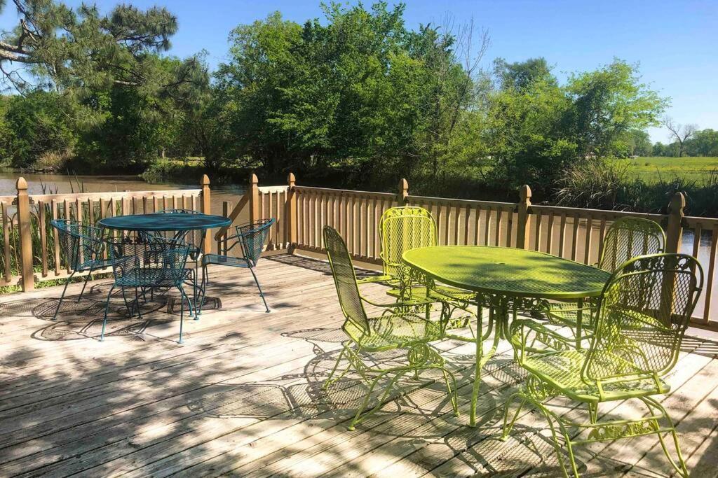 Experience Louisiana, On Bayou Petite Anse *
