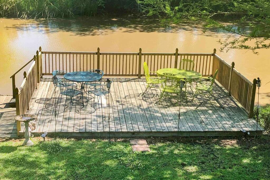 Experience Louisiana, On Bayou Petite Anse *