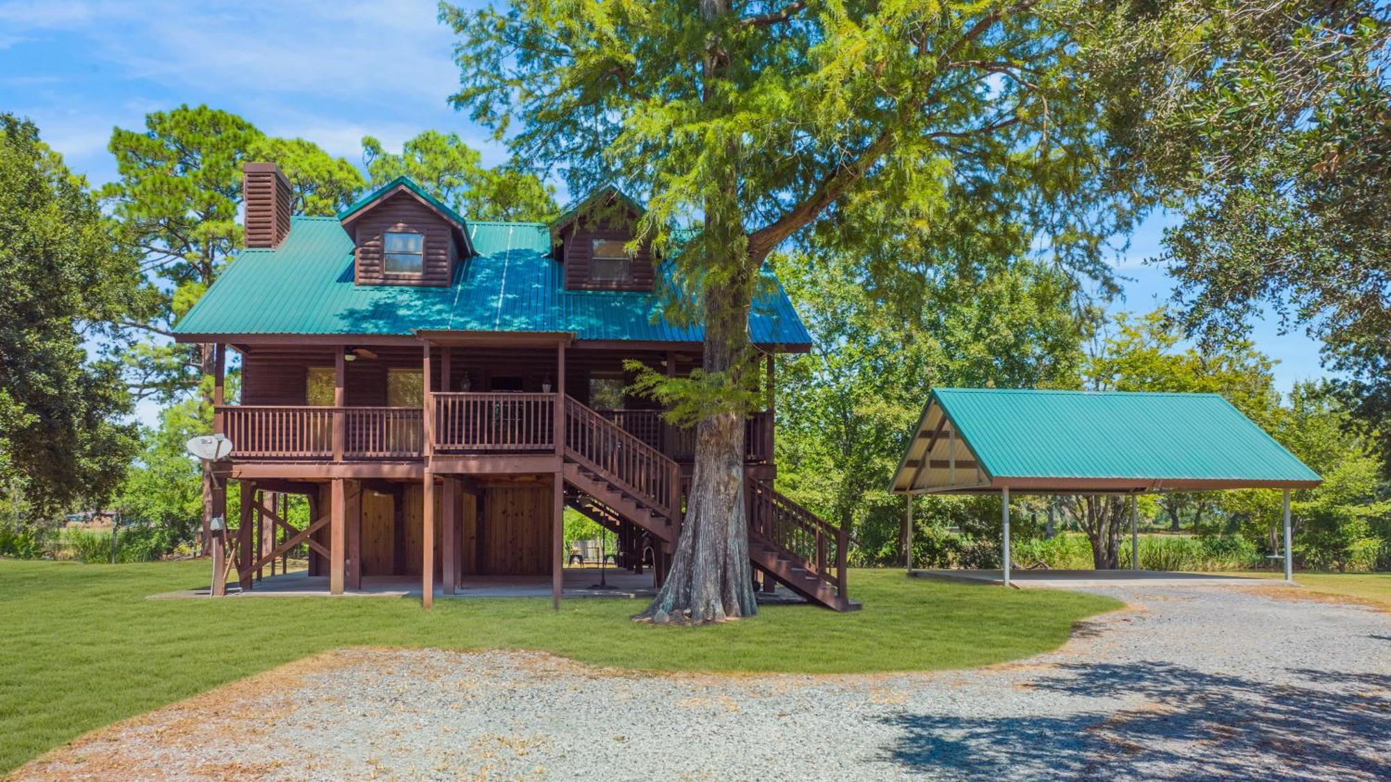 Experience Louisiana, On Bayou Petite Anse